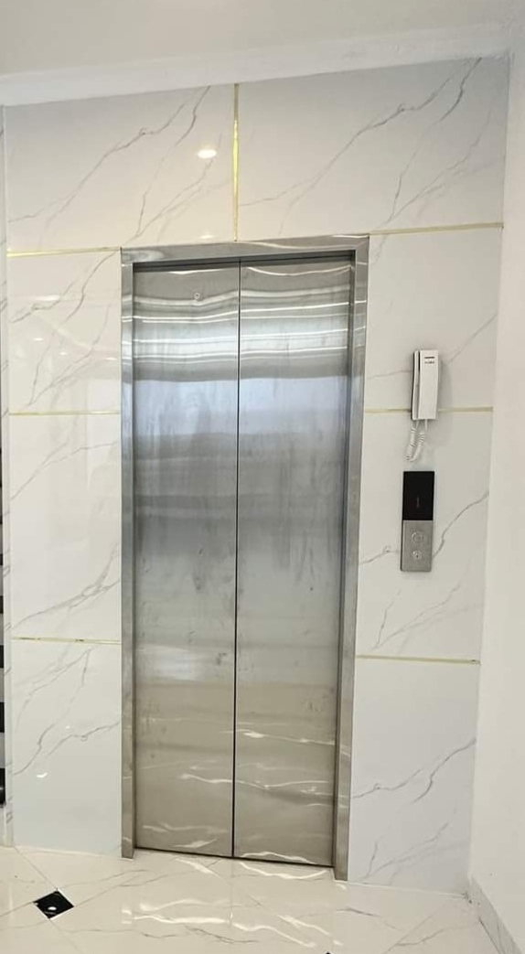 Thang may rieng (218)