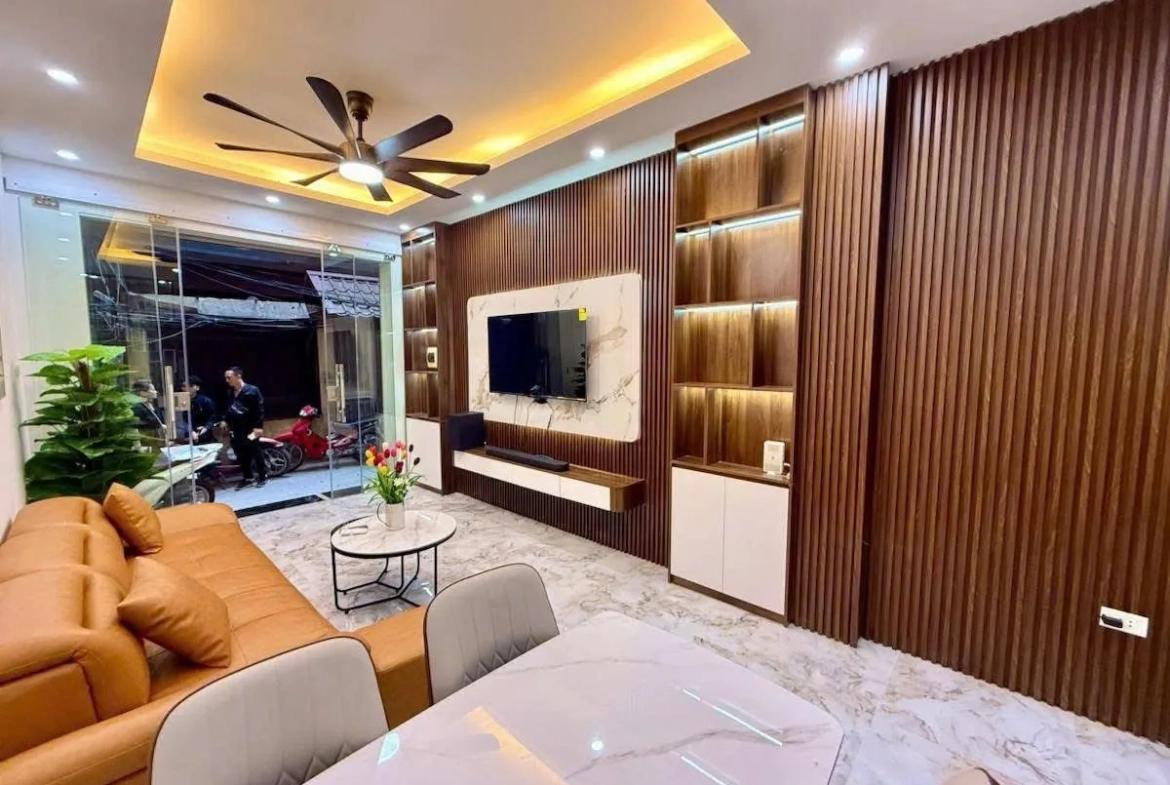 a4a3987f-373a-5a66-b4ee-012099cdcbbd