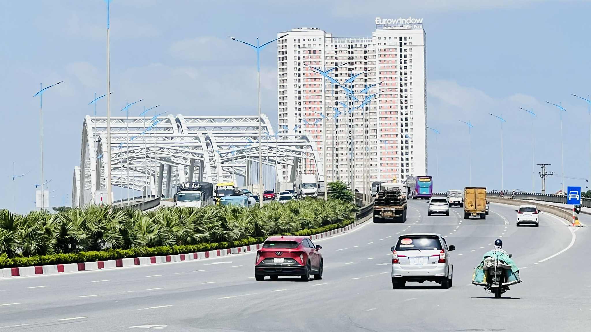 a89c3ff6-c6bf-4d5a-8af3-927db7943177