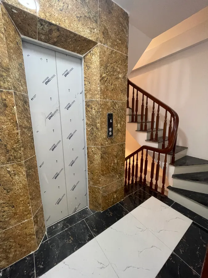 b03b3e95-8095-59e8-8deb-38dd4ac11259