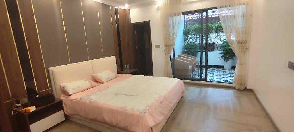 b0e2774f-0cc0-44f9-a4c0-268e3e3fd43b