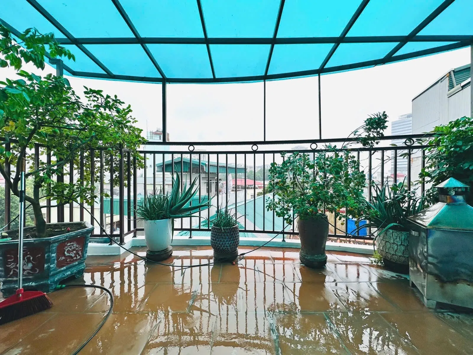 b3607d7d-264b-5d86-90f5-95acd04f7f24