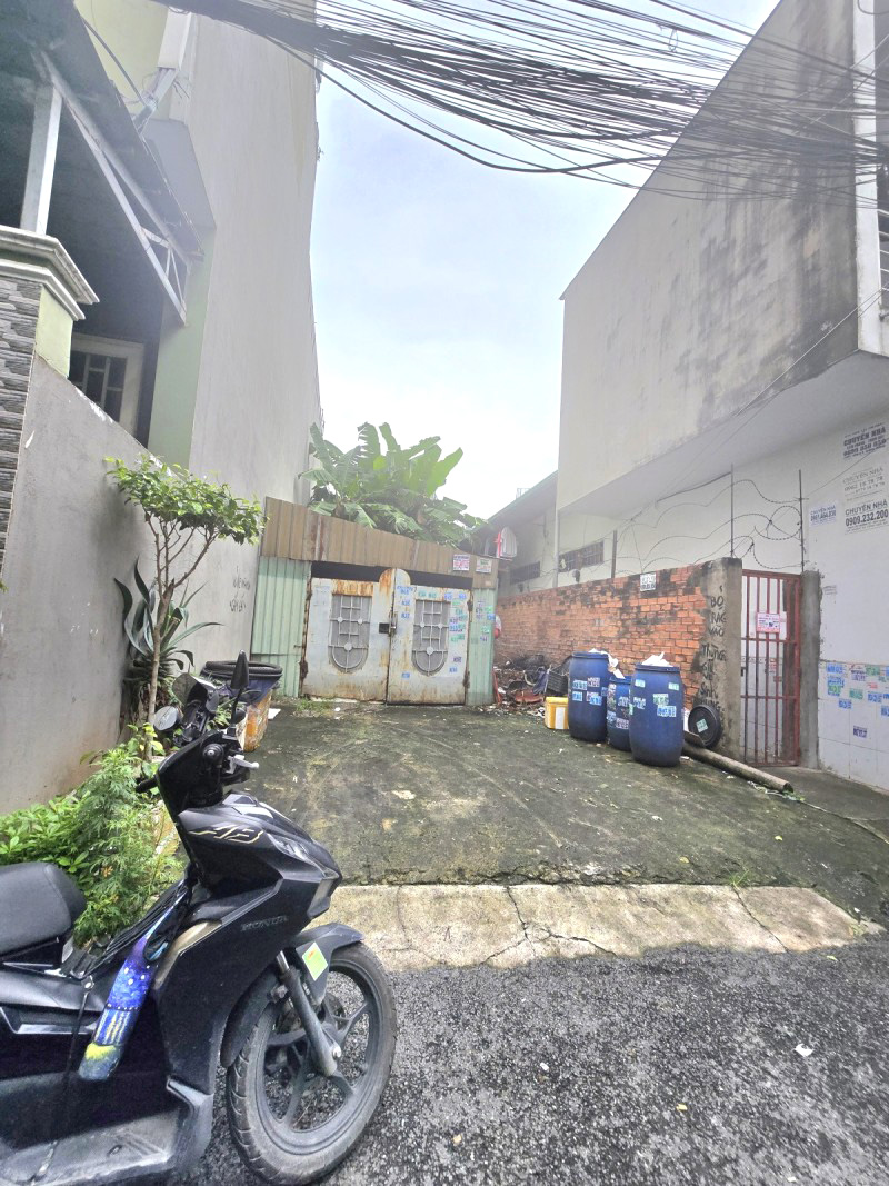 ban-dat-tho-cu-linh-trung-thu-duc-chi-7-ty-nhinh (1)