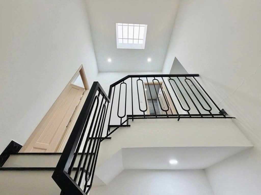 ban-nha-goc-2-mt-ban-nha-duong-lac-long-quan-ban-nha-phuong-10-tan-binh-0922196969-3