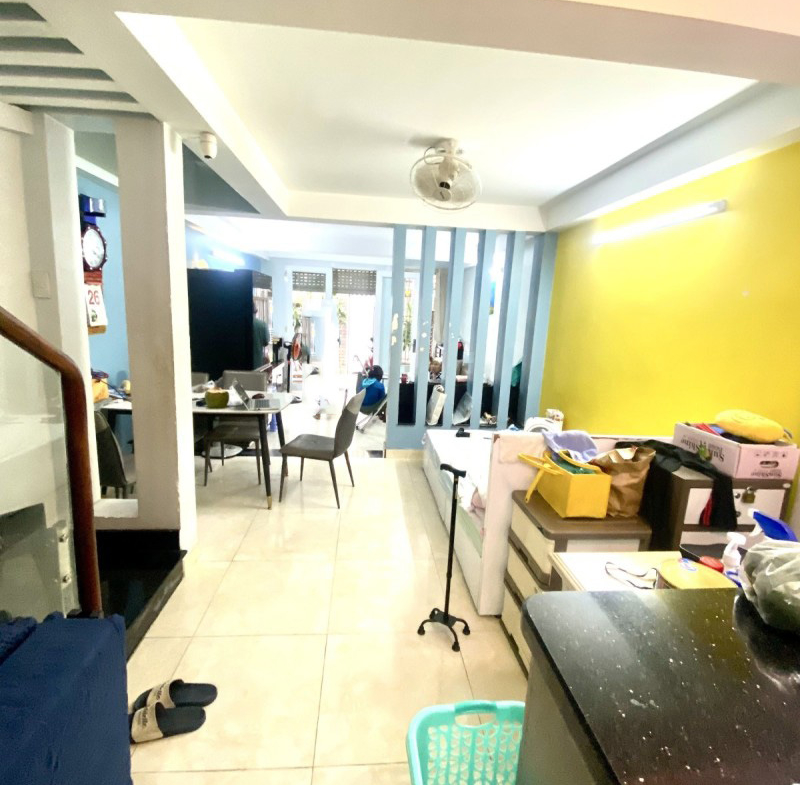 ban-nha-hem-xe-hoi-tang-nhon-phu-b-chi-6-ty-nhinh (3)