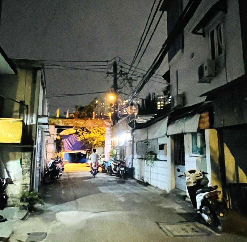 ban-nha-hem-xe-hoi-truong-tho-thu-duc-chi-7-ty-nhinh (3)