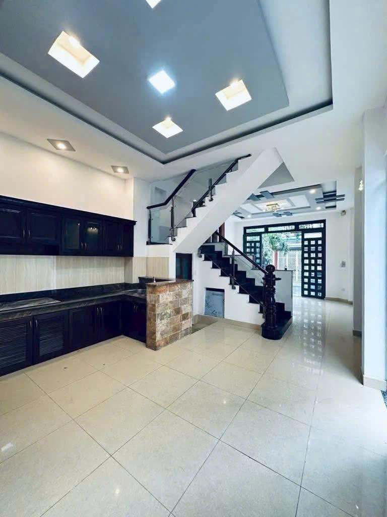 ban-nha-hxh-cach-mang-thang-8-ban-nha-phuong-7-tan-binh-0922196969-1