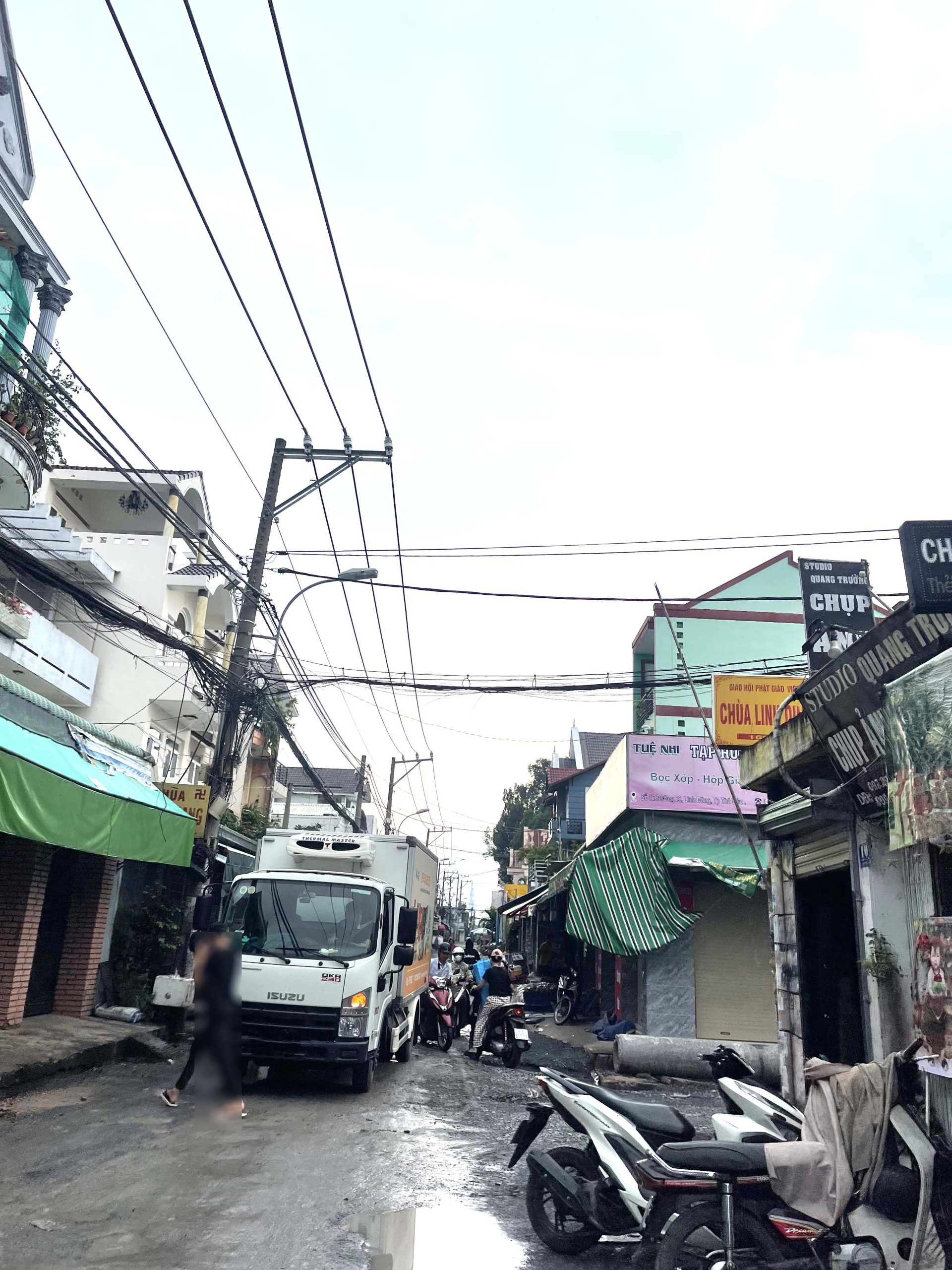 ban-nha-mat-tien-gan-nha-tho-thanh-khang-75-m2-linh-dong-hon-5-ty (7)