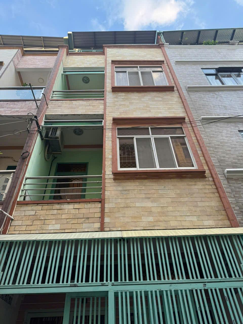 ban-nha-mat-tien-nguyen-trong-loi-ban-nha-phuong-4-tan-binh-0707318818-1