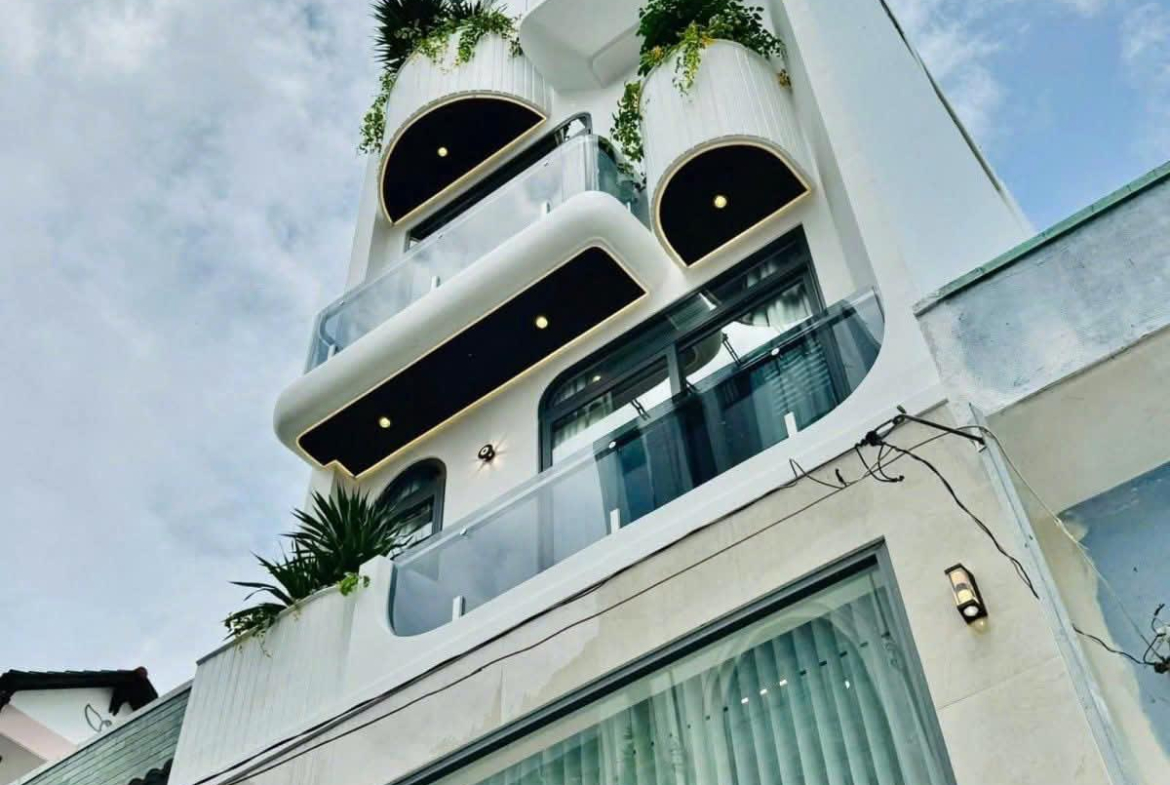 ban-nha-mat-tien-nguyen-trong-loi-ban-nha-phuong-4-tan-binh-0922196969-2