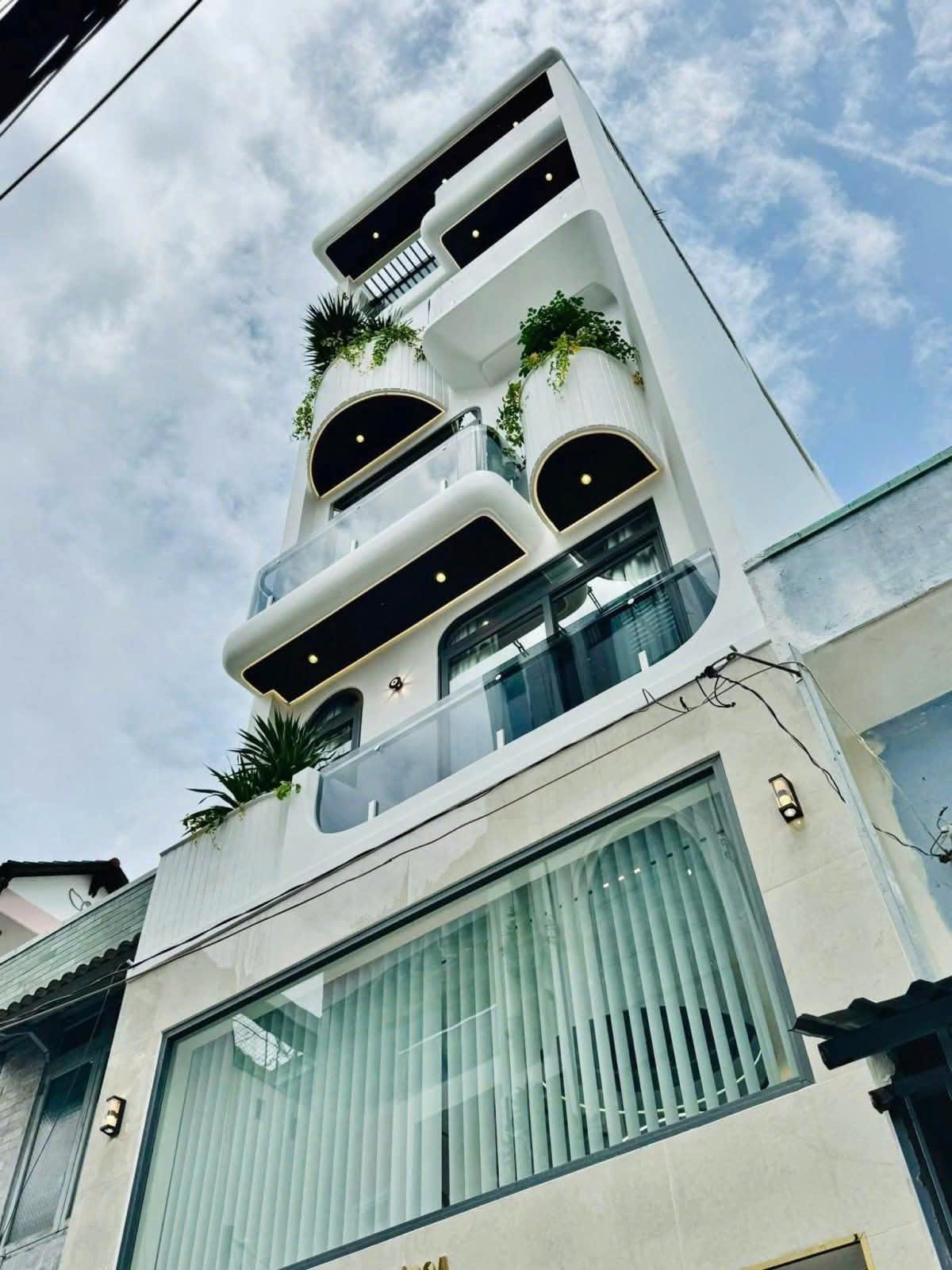 ban-nha-mat-tien-nguyen-trong-loi-ban-nha-phuong-4-tan-binh-0922196969-2