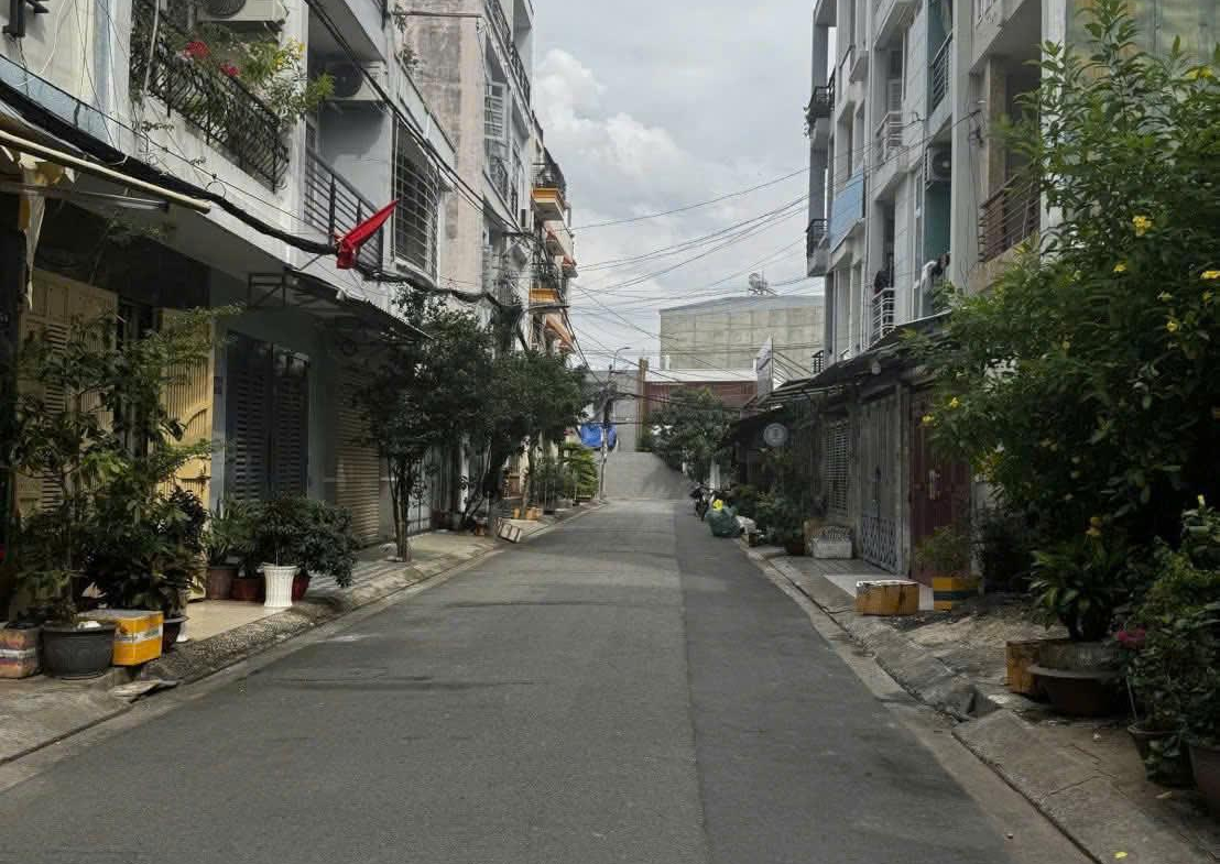 ban-nha-mat-tien-nguyen-trong-loi-ban-nha-phuong-4-tan-binh-0922196969-3