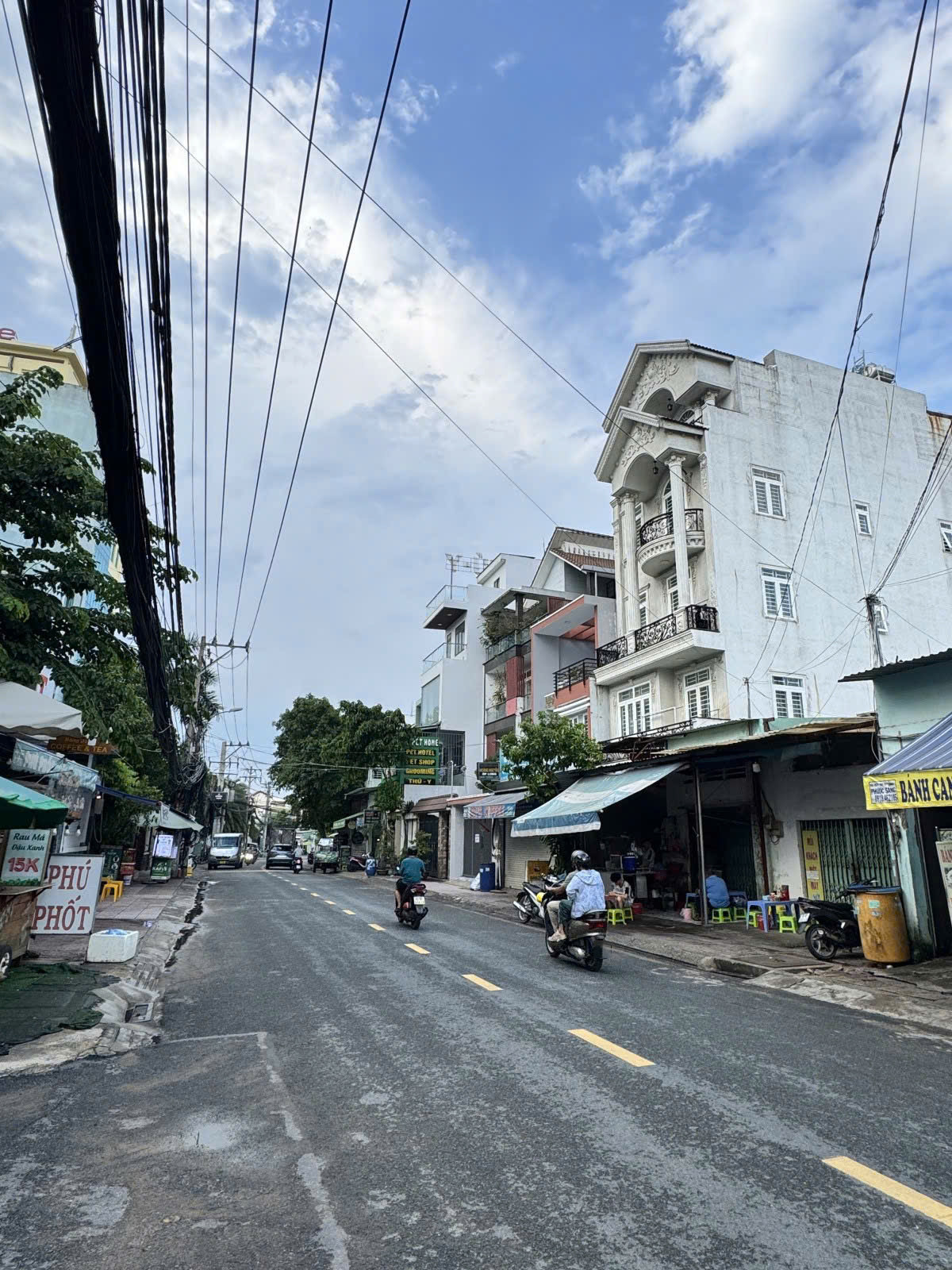 ban-nha-mat-tien-truong-van-thanh-hiep-phu-chi-13-ty-nhinh (2)