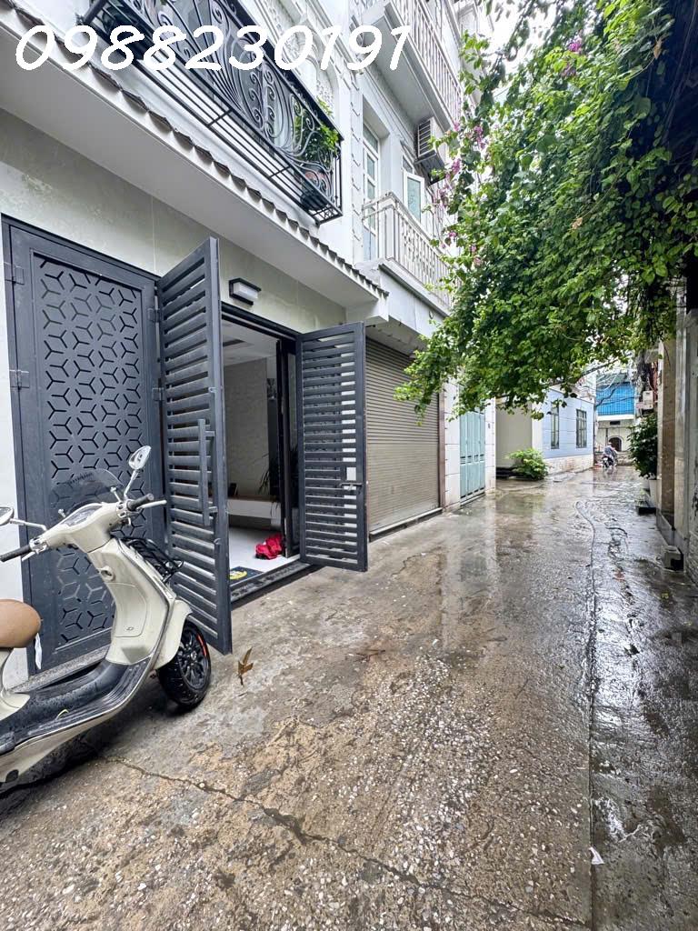 ban-nha-ngu-nha-hoang-mai-1