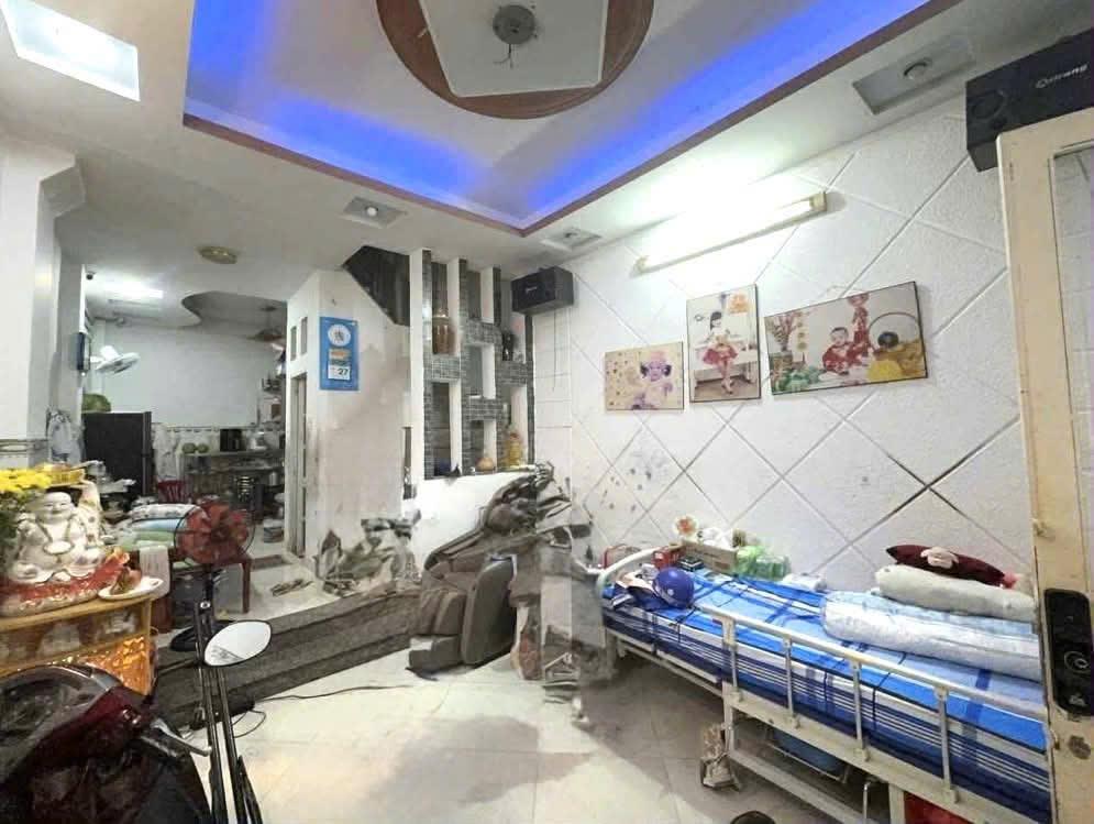 ban-nha-phuong-12-tan-binh-ban-nha-duong-hoang-hoa-tham-0922196969-2