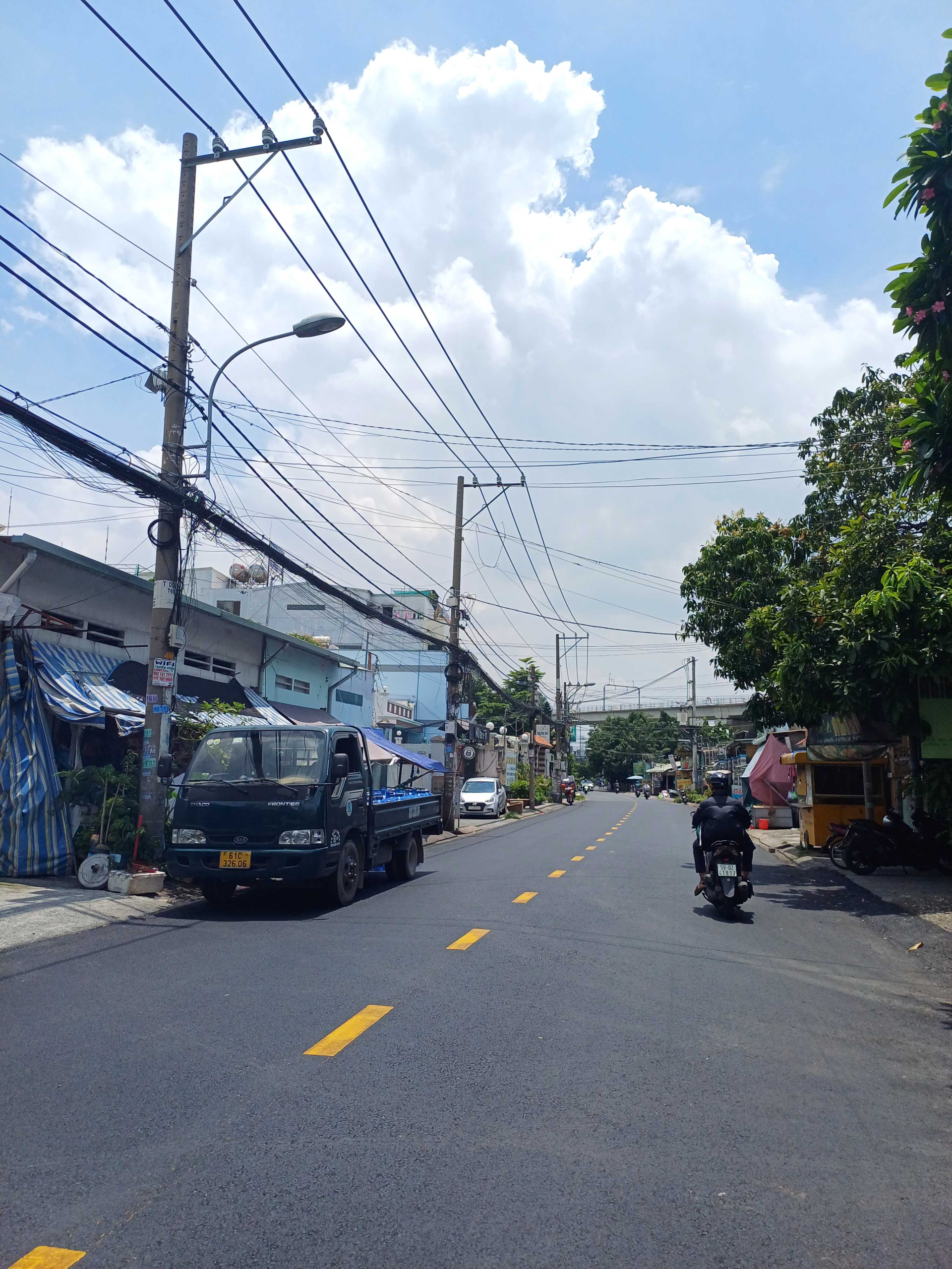 ban-nha-truong-tho-83-m2-gan-metro-hon-3-ty (3)