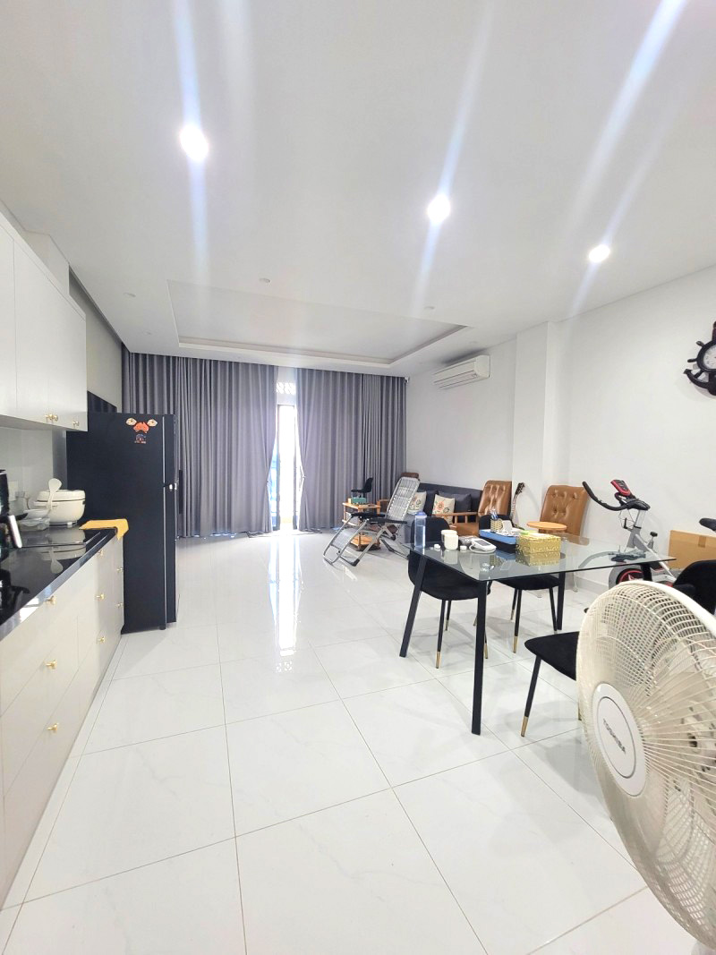 ban-toa-can-ho-dich-vu-truong-tho-thu-duc-chi-15-ty-hon (1)