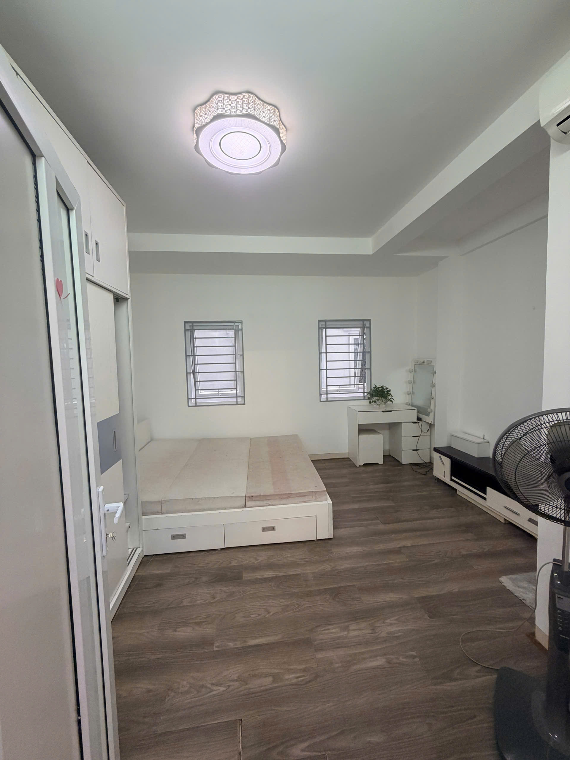 cho_thue_can_chung_cu_kham_thien (8)