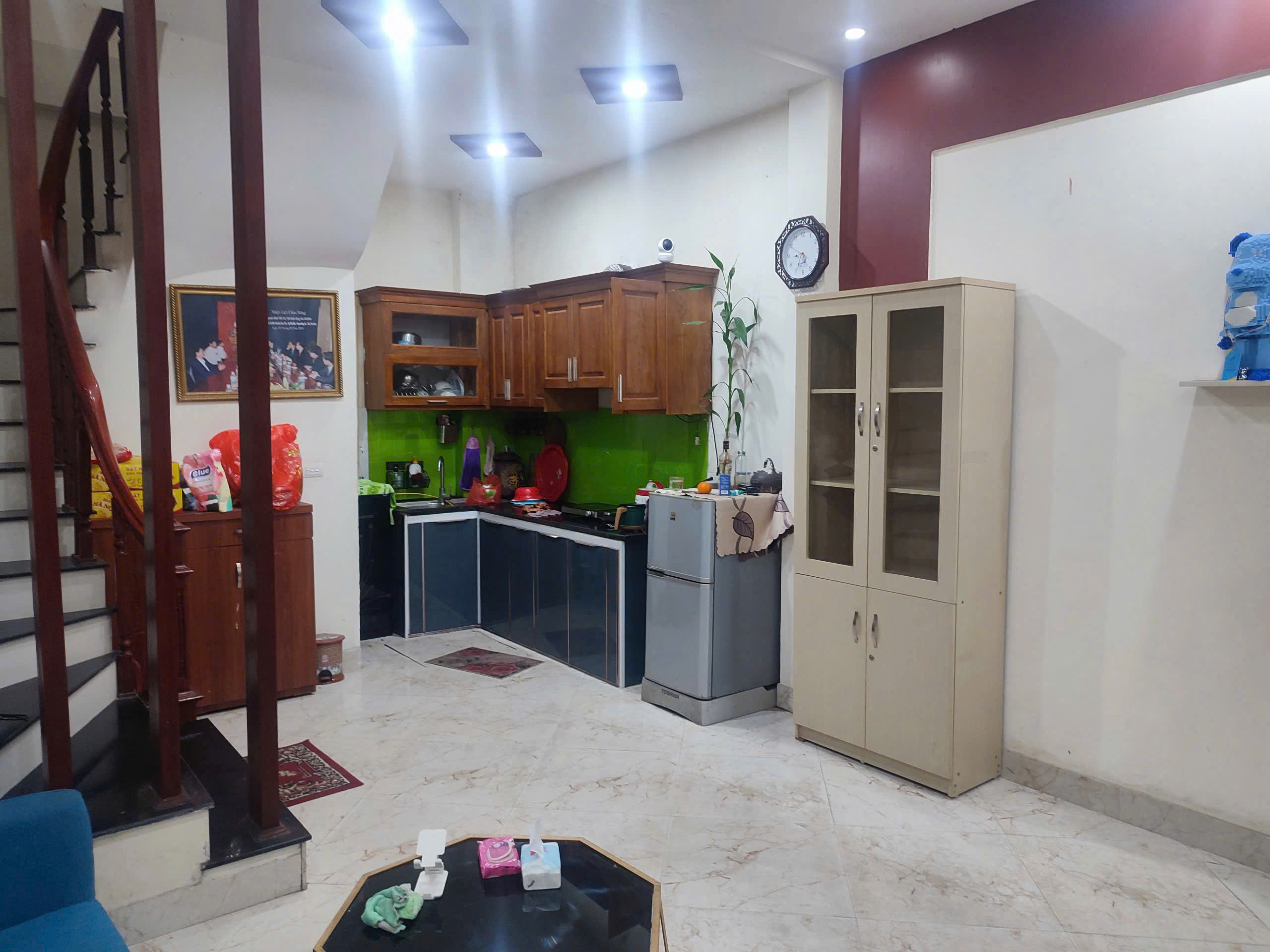 cho_thue_nha_tam_trinh (1)