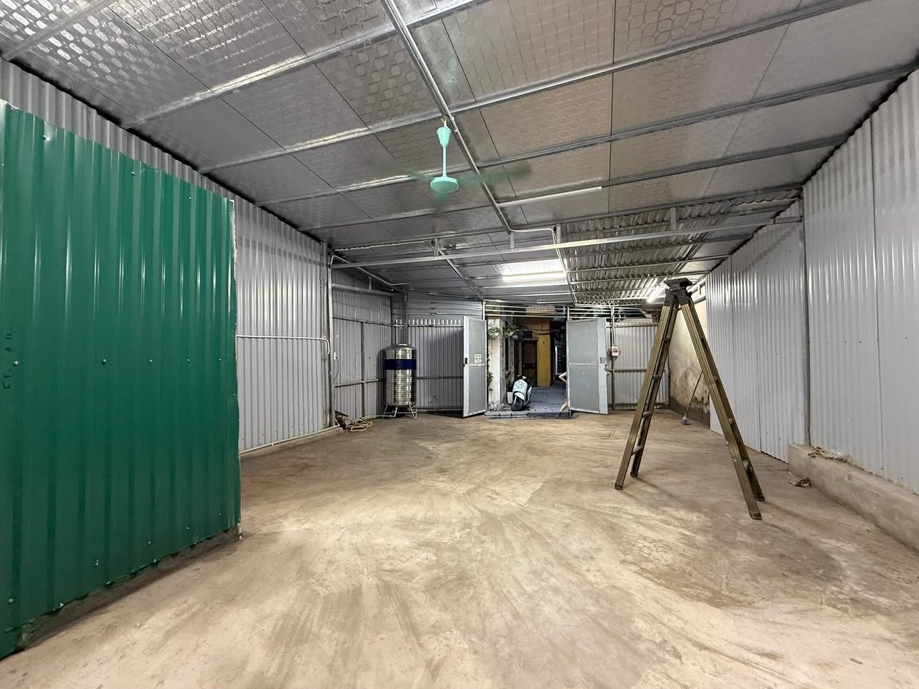 cho_thuekhoxuongtrankhatchan