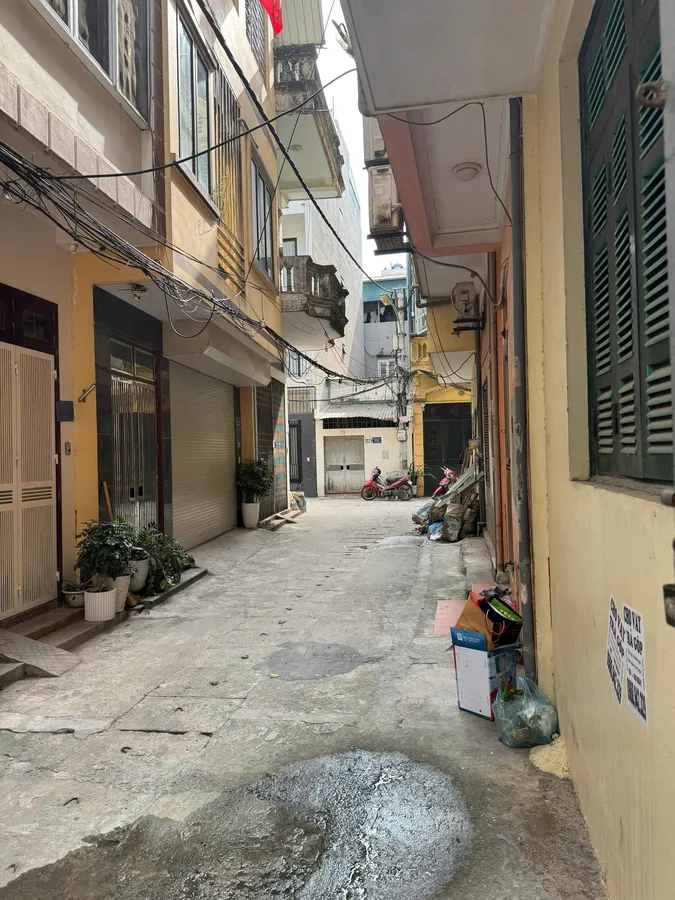 d14c121b-a953-5aad-83fc-78751b4562c2