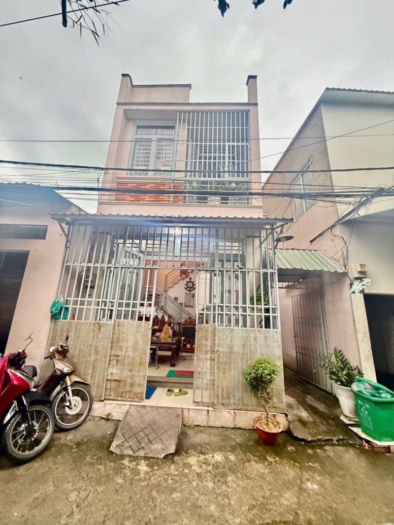 d284cb3d4d9f72bc5cb32c9dd3faf400.md