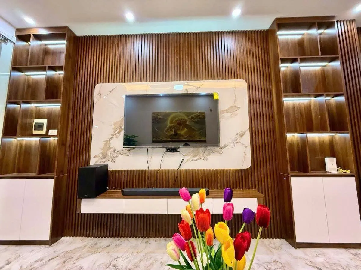 d64c305a-ec6d-5fdf-8b74-aabd6b8b9c3b