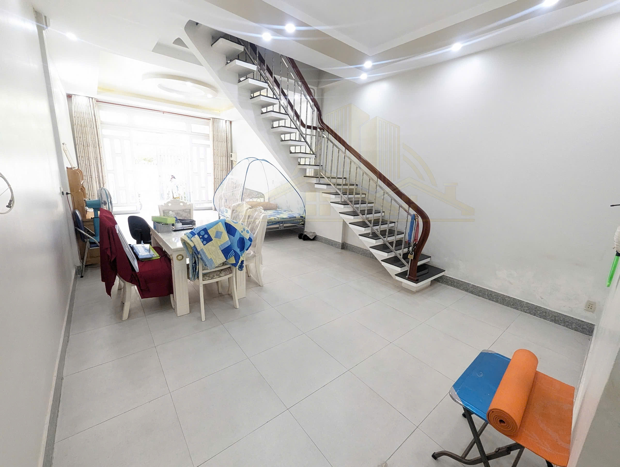 dbfc7439f8a475fa2cb552