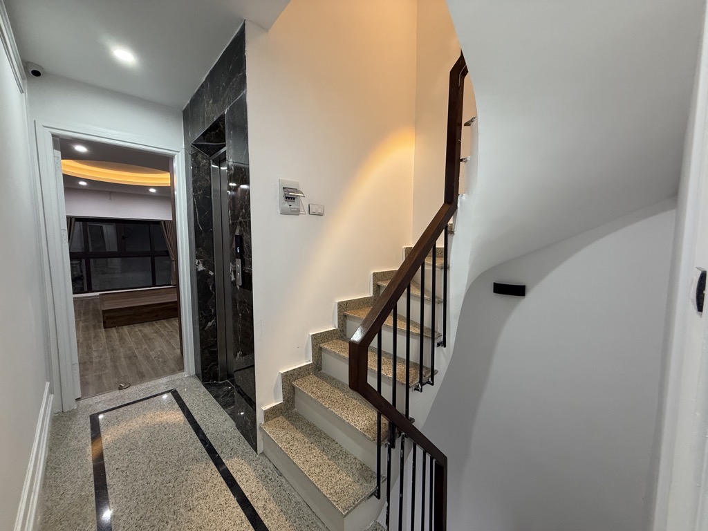 dvr-18A9C136-m8wuho6k_31_9