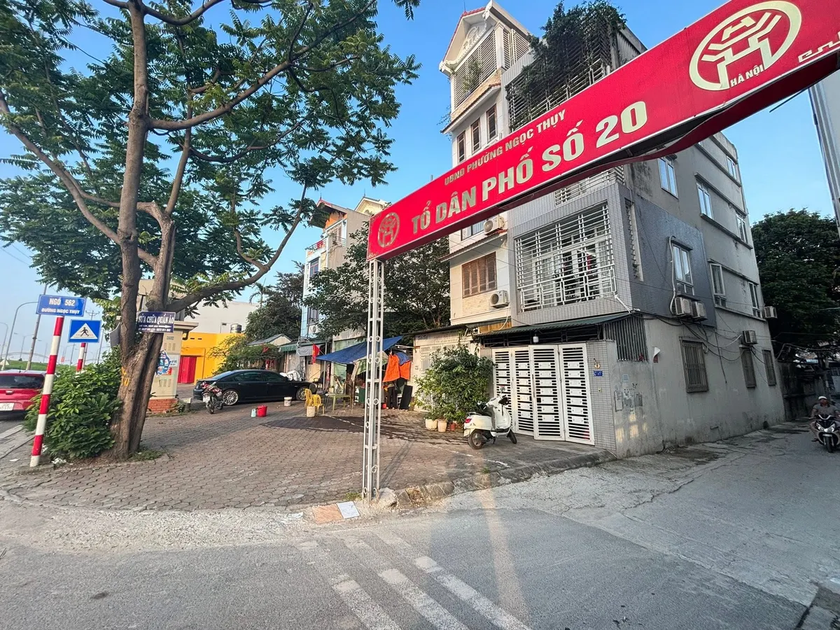 ed2f45ff-5461-5d1c-a6e4-7935c5c58e06