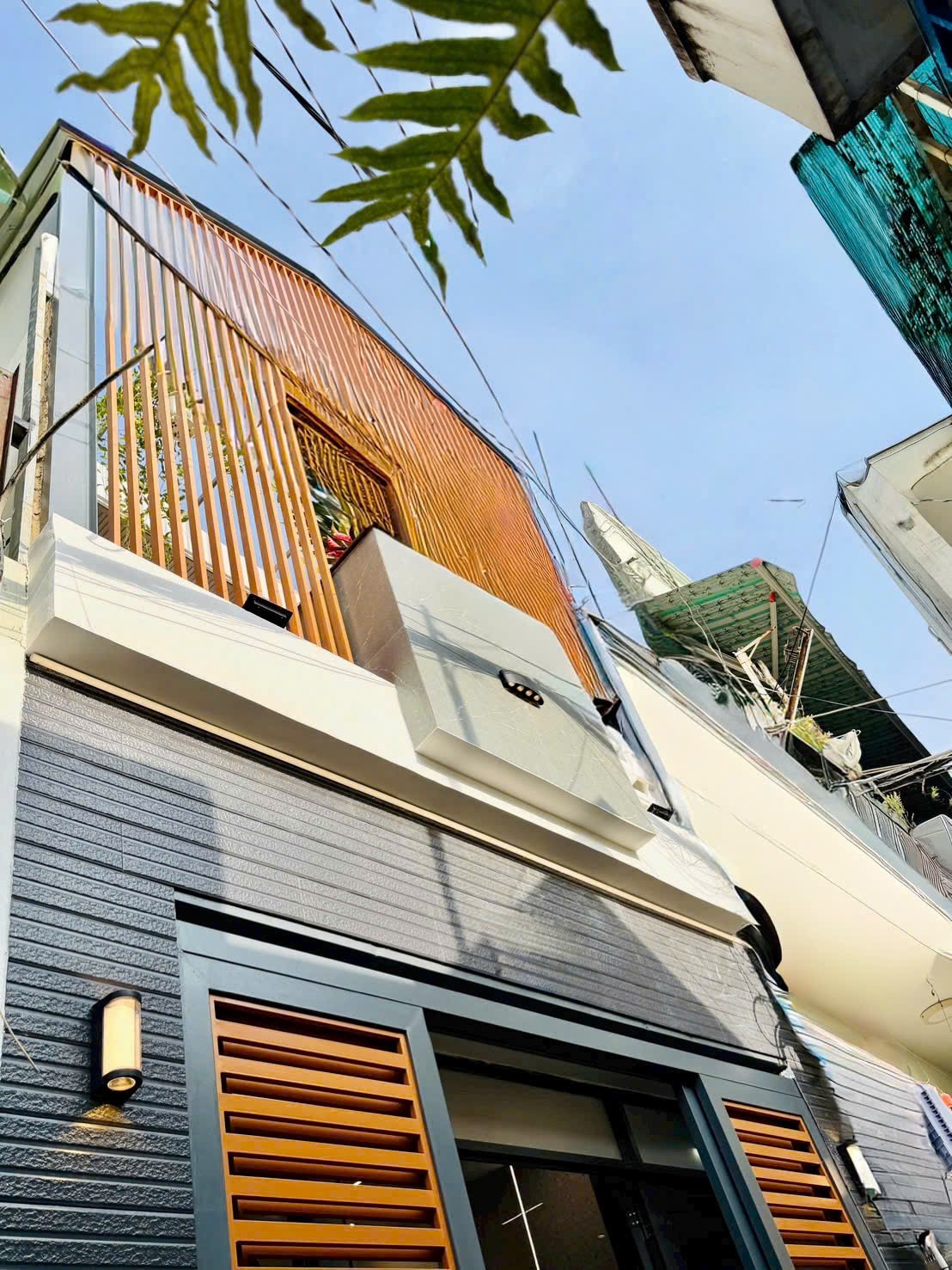 gen-h-z7142887082183_761c4ebef332e2a4cf31a58e8f892ea2