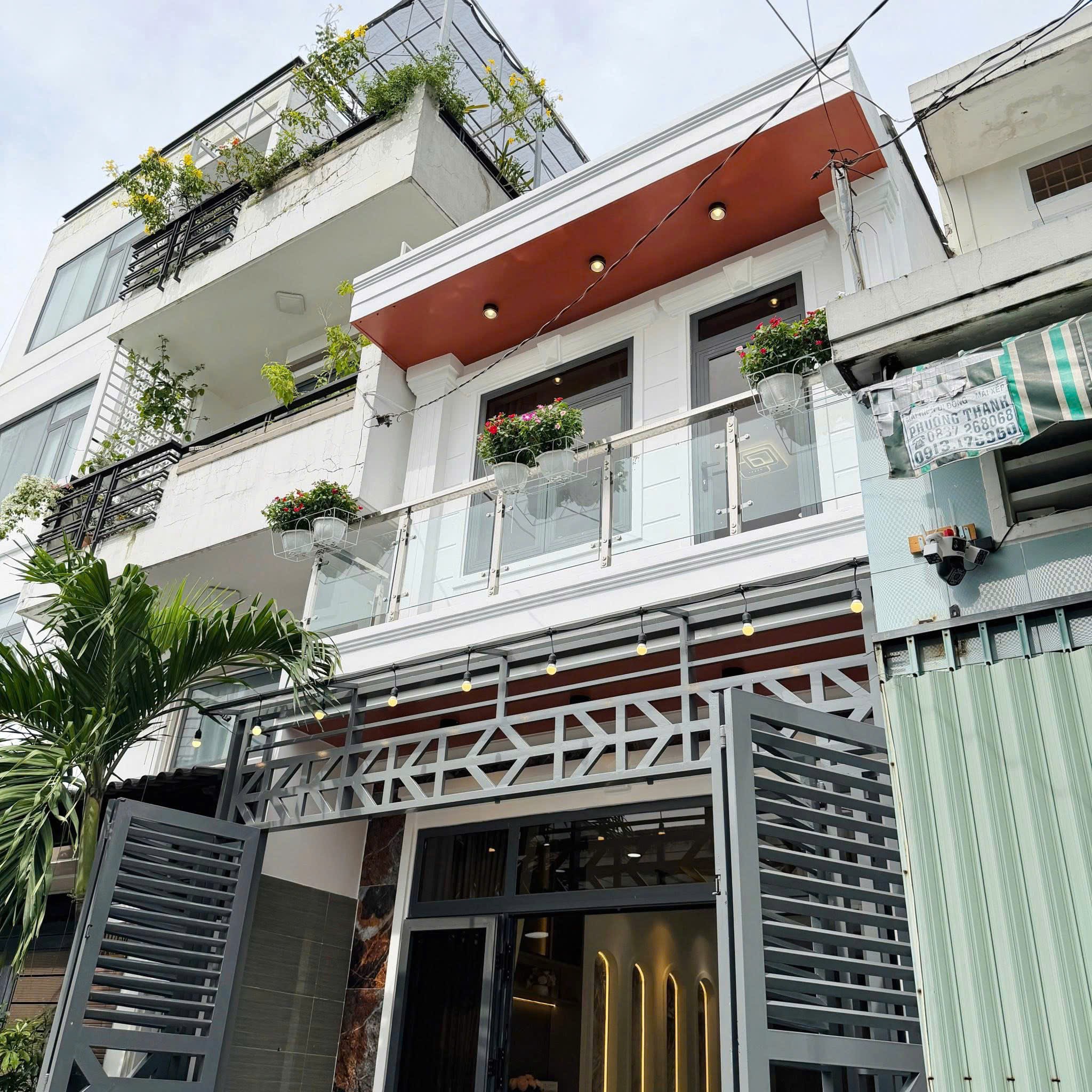 gen-h-z7173805441962_5842edaac4ee9215c9a33a9c99b2b77e