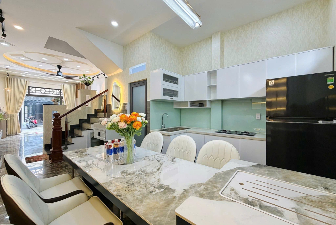 gen-h-z7173805463861_c197b4ded1b3a89424bd974dc6b3f904