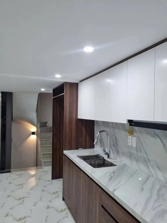 gen-n-z7070655467712_6f7cd1525f528d4c00d74ad40f7434bf