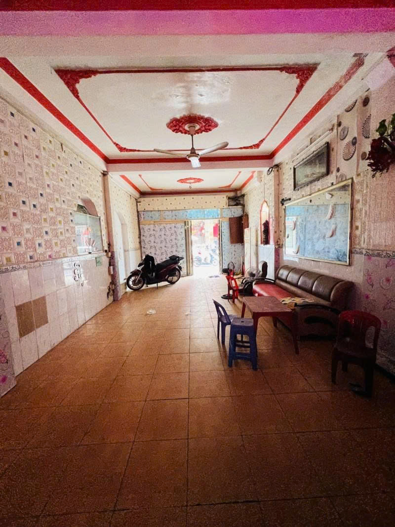 gen-n-z7112995105370_85119158adf5d4f3d427ddeca2e76d95