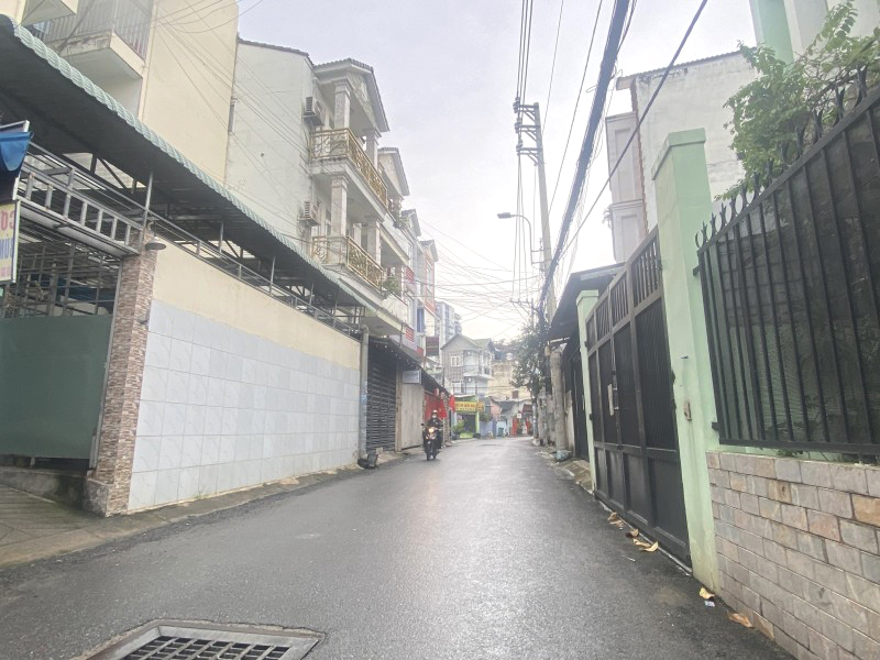 mat-tien-kinh-doanh-445-m2-gan-dh ngan hang (1)