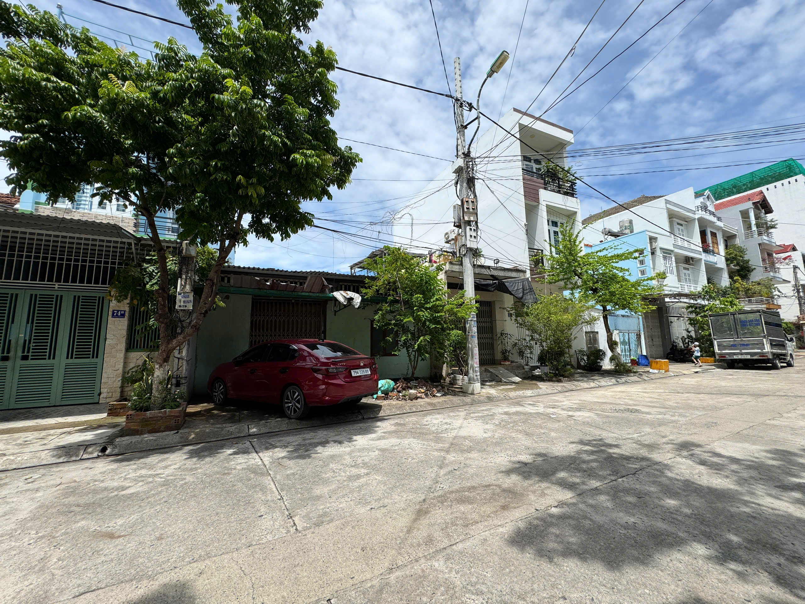 phong khong 100m2 (1)