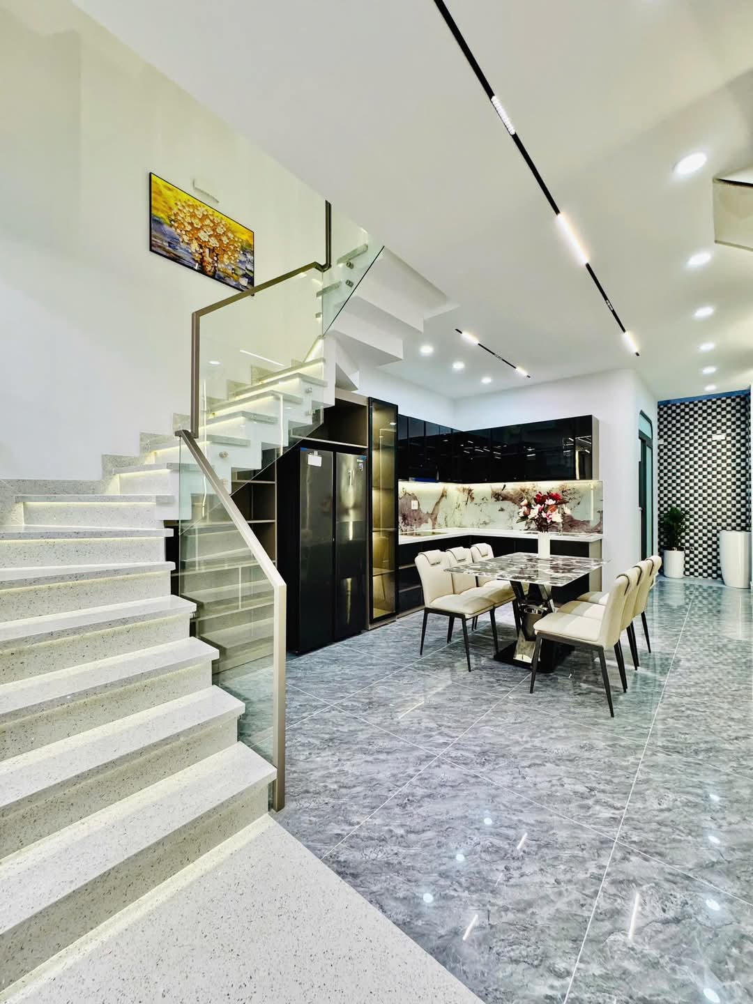 sieu-pham-binh-tan-sat-tan-phu-gia-re-hon-thi-truong (18)