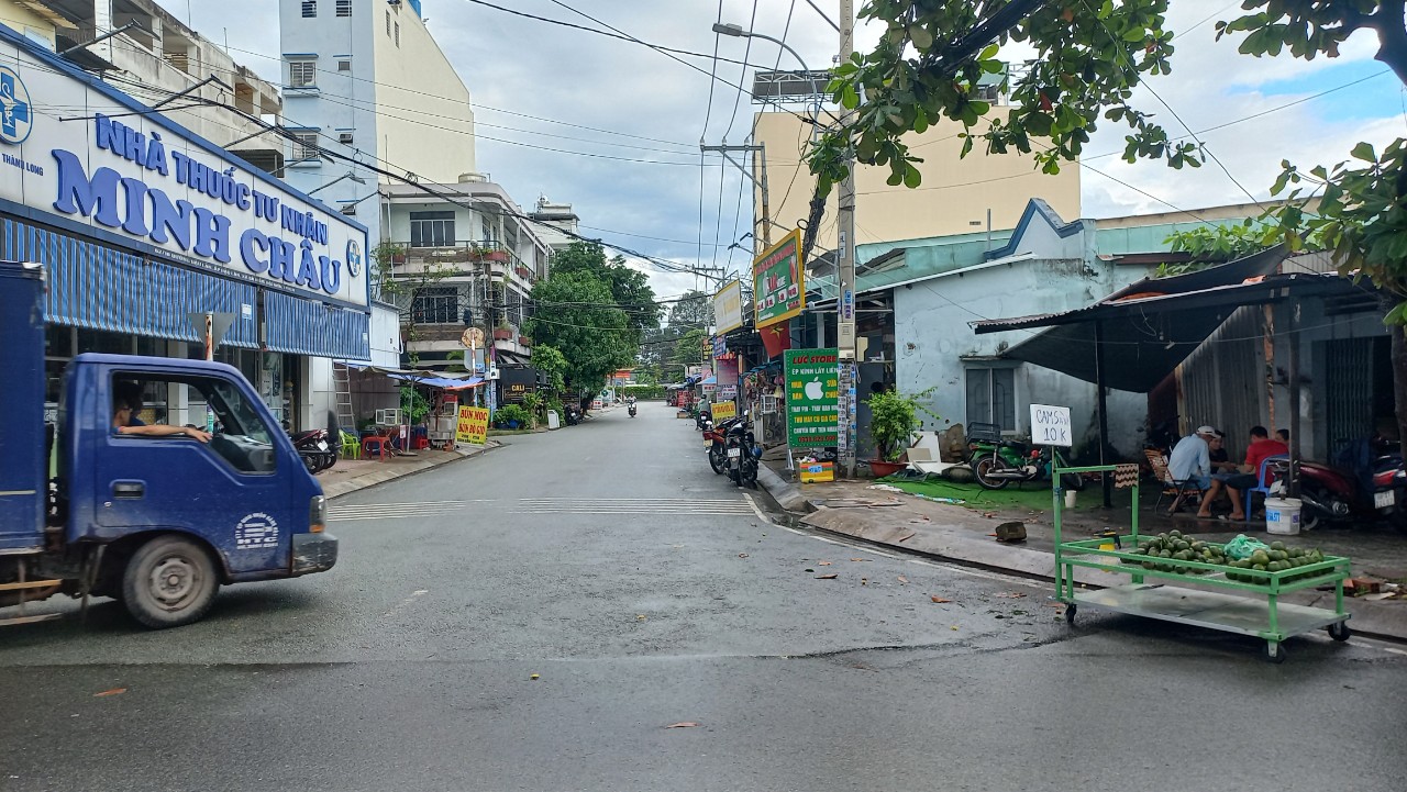 z4776931448770_046_d84437382be74e2dbfd2fe1e49ee9137