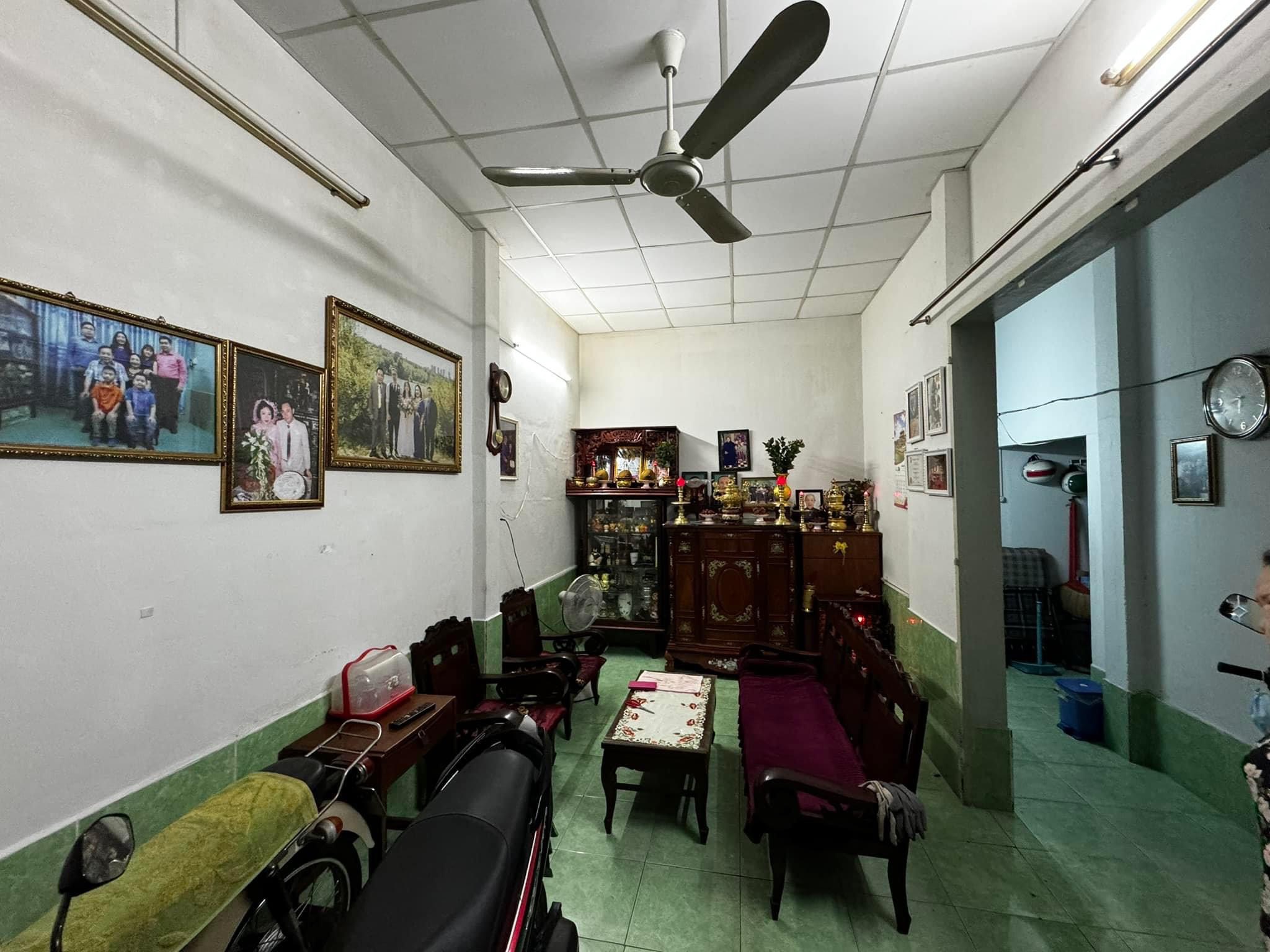 z5697636641667_ed475fe2a3a3874cad14de787a81c206