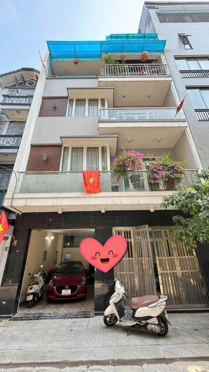 z5813749228329_a4c89c8ea7a437bd23d04f1fed23b3a1