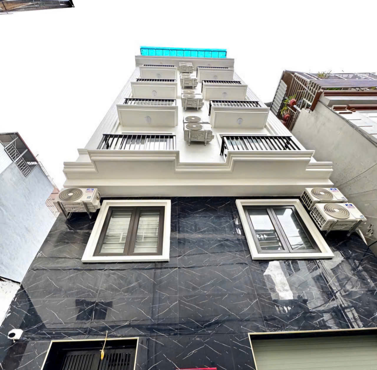 z6092091506447_004_46ab292cf17273f3175bb7ba607811bd