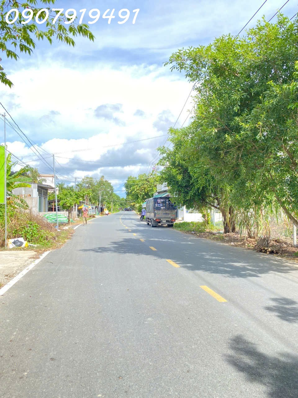 z6205203102067_ffccfe0cbf395cf7cd69233c46ea7d80