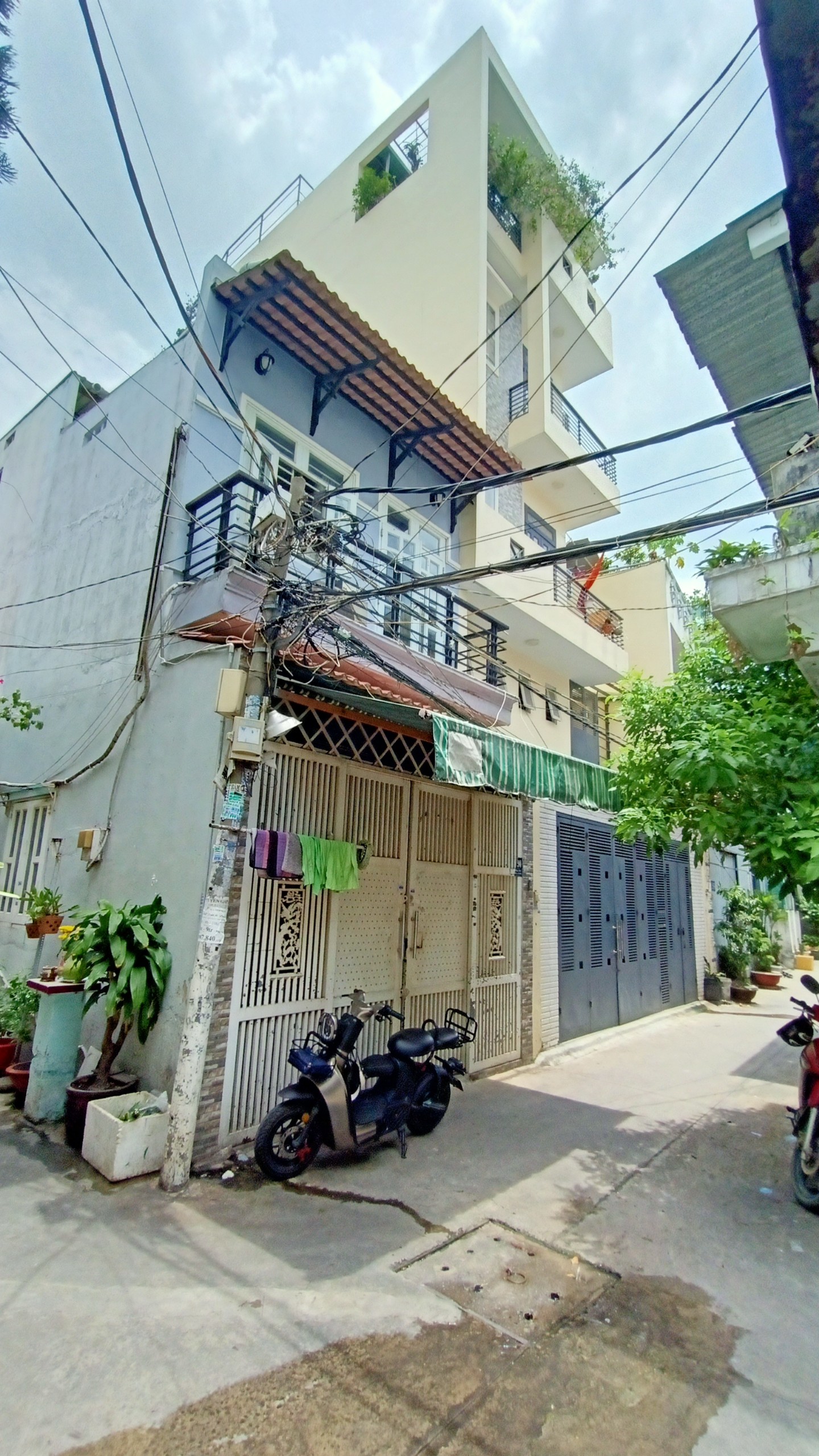 z6640485250718_c1b37ee1181de8cbb13d4ee0a39eff07