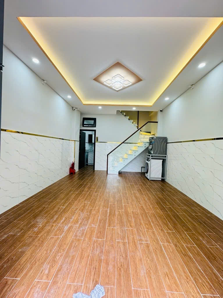 z6681135445419_1d2f675119374193bf78ad72912709b8