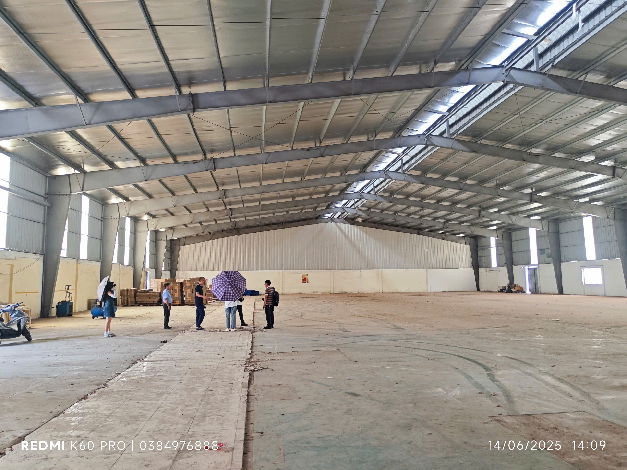 z6806060823512_87a5bdc3018df31fe5260cf499eee9ad