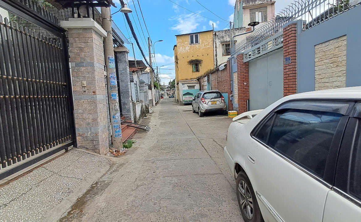 z6997564759895_39b4972a9955ee89f7af1dc7ae197f70