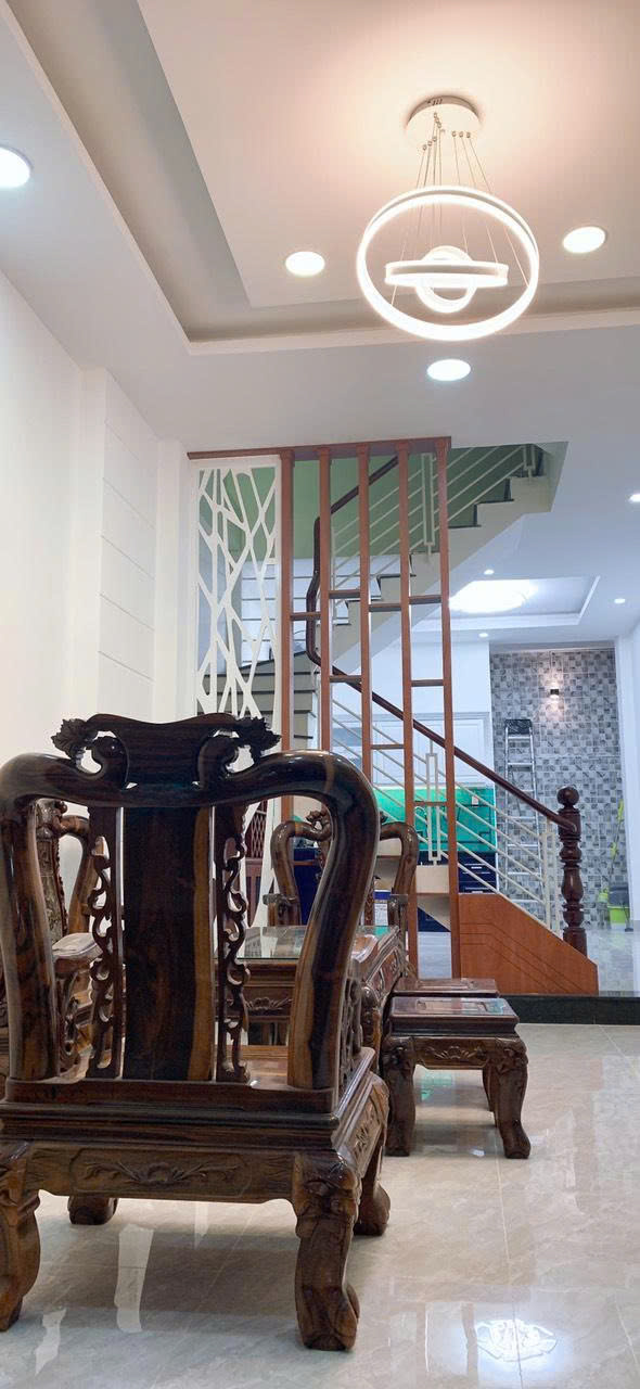 z6998367585206_5b2baecefe637bcc9e51e05c0b80ae02