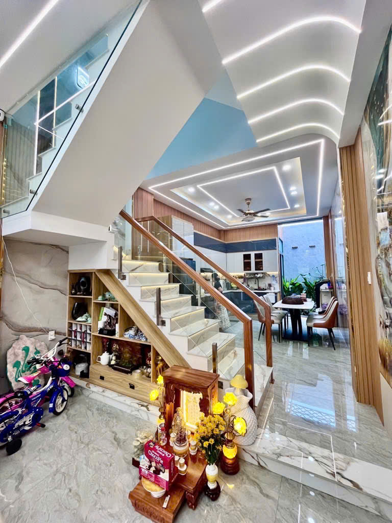 z7014090242227_07135b01660d4d0ca18b0974e5f1333b