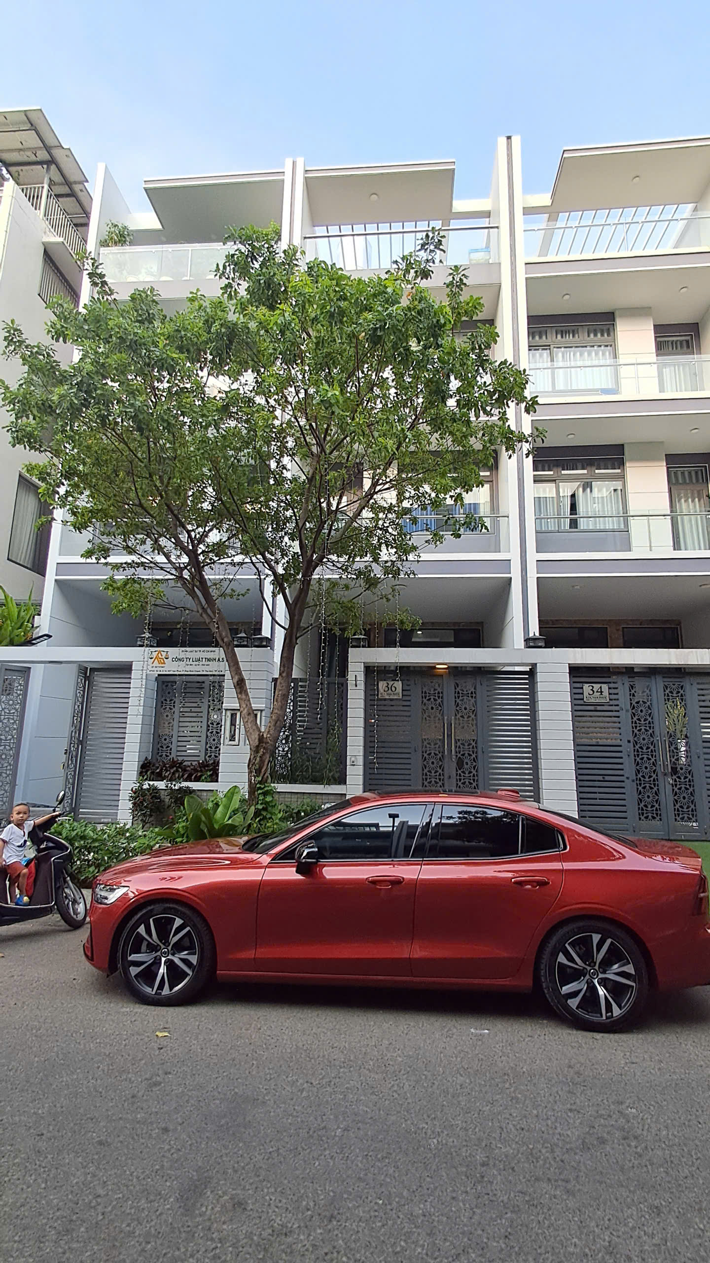 z7015040806386_8050d590deb341e571160ee8e71d6d95